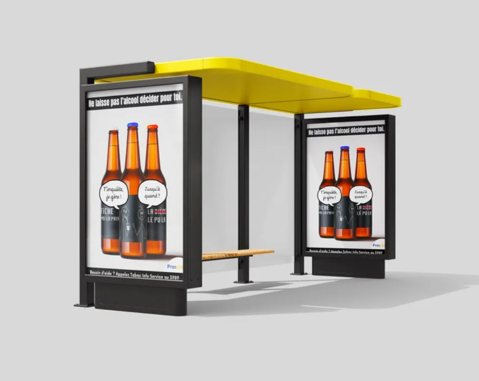 Affiche en situation — mockup abribus